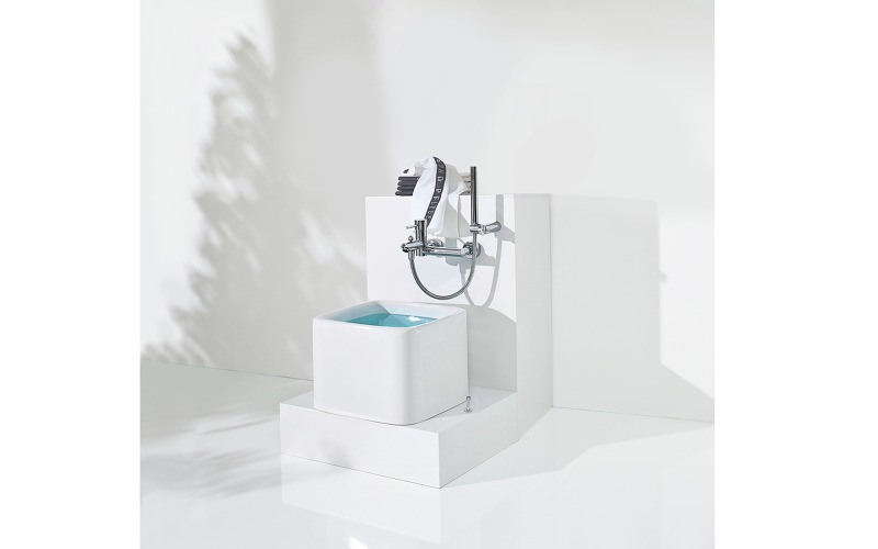 Дизайнерский подиум со стационарной ванной для ног «Тренд» фото 1